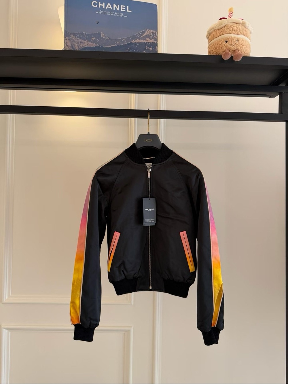 🚩steal Saint Laurent Black Bomber Jacket with Pink-Yellow Gradient Sleeves